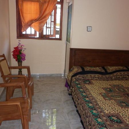Seetha'S Hostel Негомбо Экстерьер фото